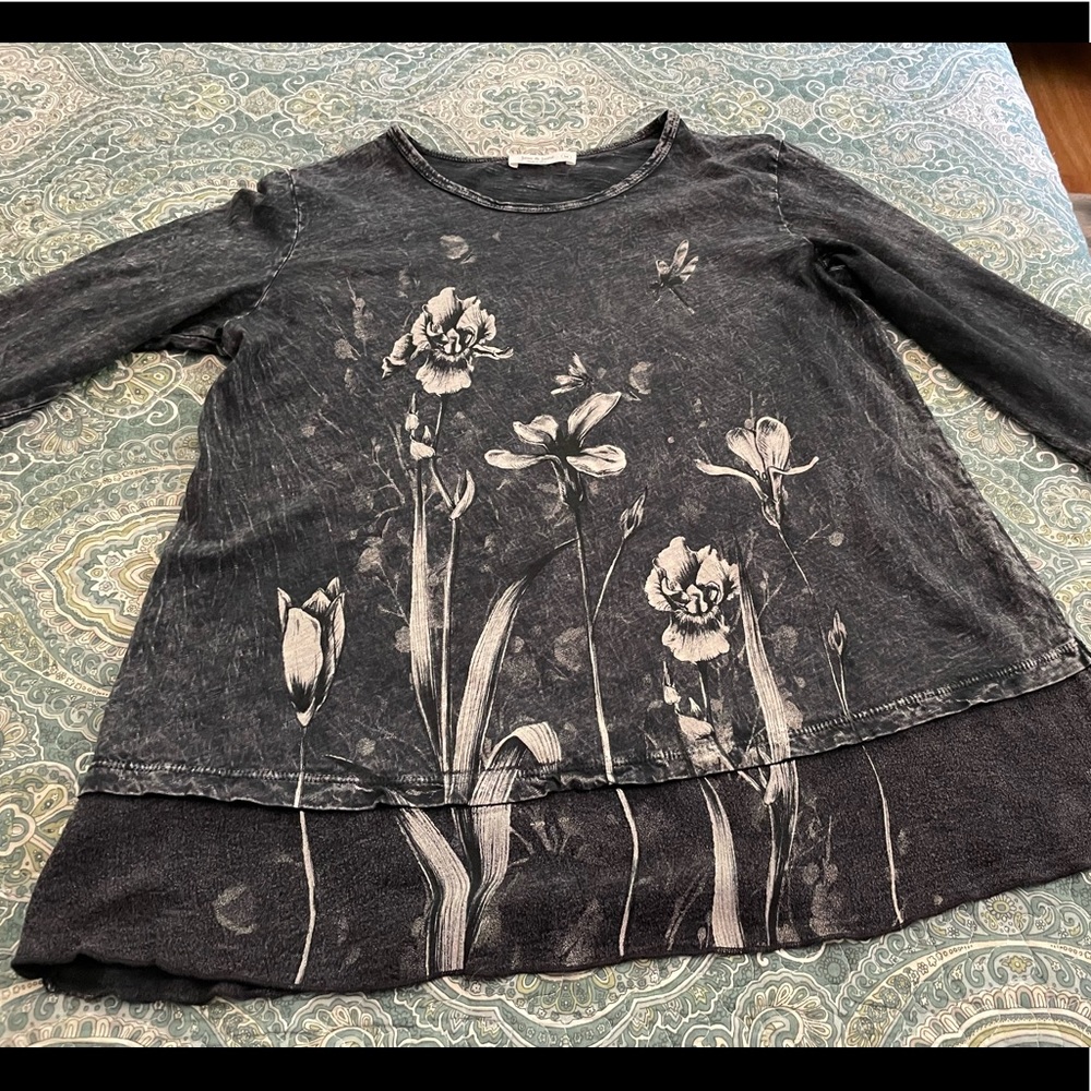 Jess & Jane top